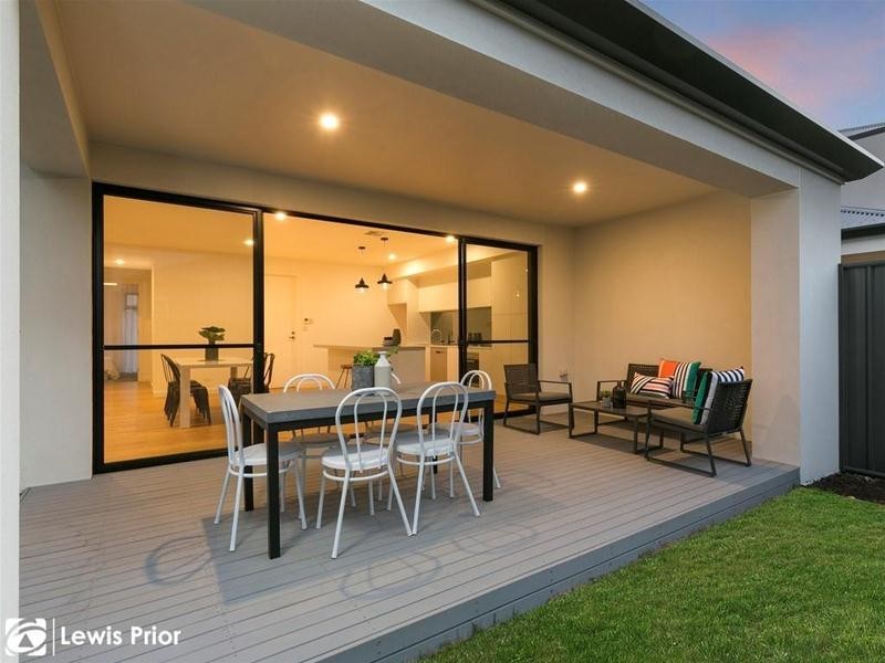 18 Wendover Walk, Glengowrie SA 5044