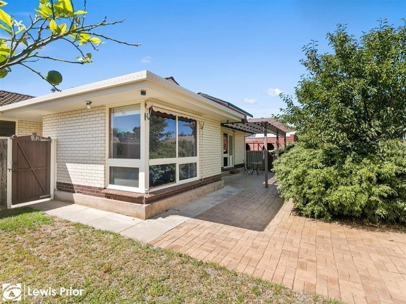 27 Johnstone Road, Oaklands Park SA 5046
