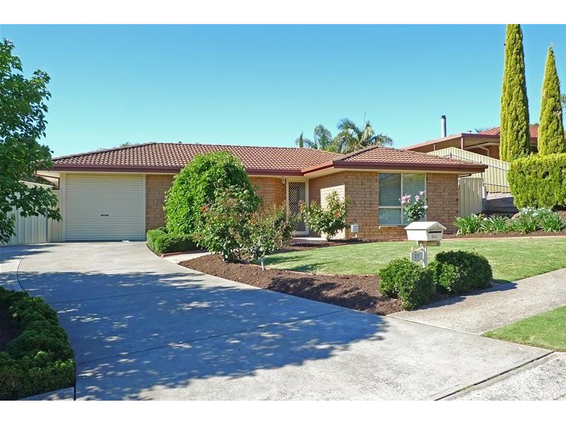 21 Osmanli Drive, Hallett Cove SA 5158