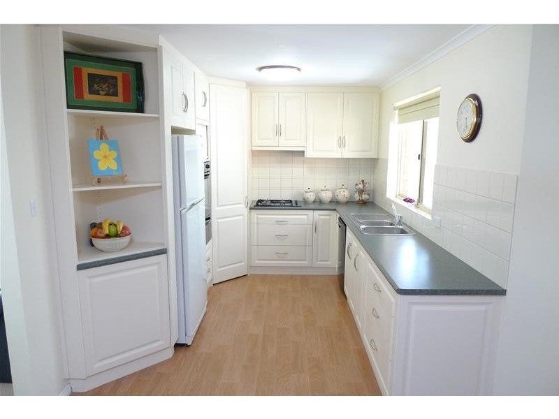 21 Osmanli Drive, Hallett Cove SA 5158