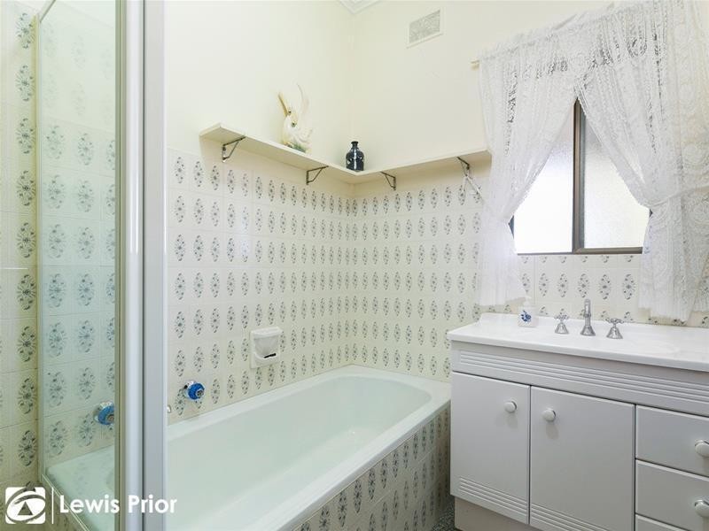 32 Nunyah Avenue, Park Holme SA 5043