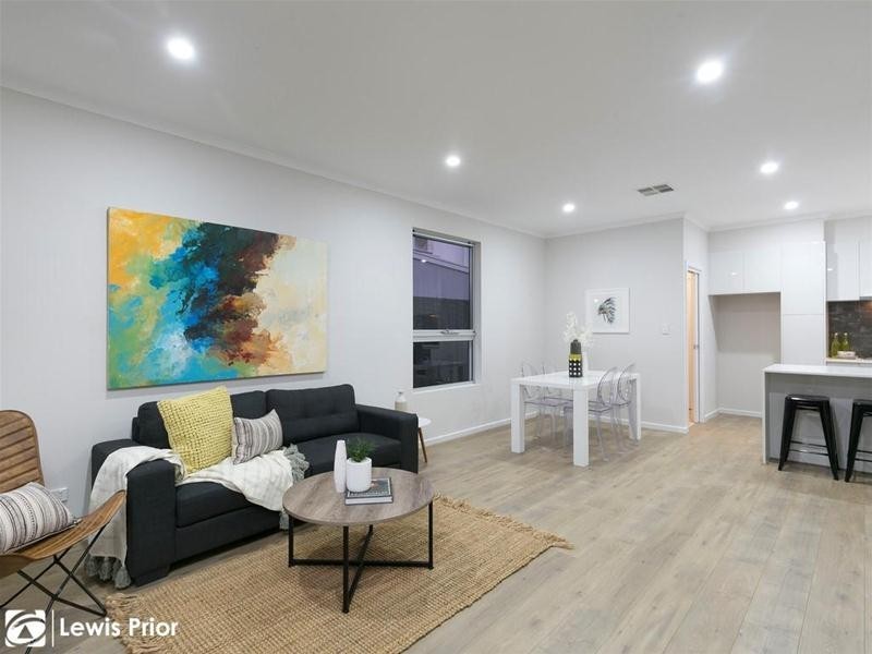 2c Crozier Terrace, Oaklands Park SA 5046