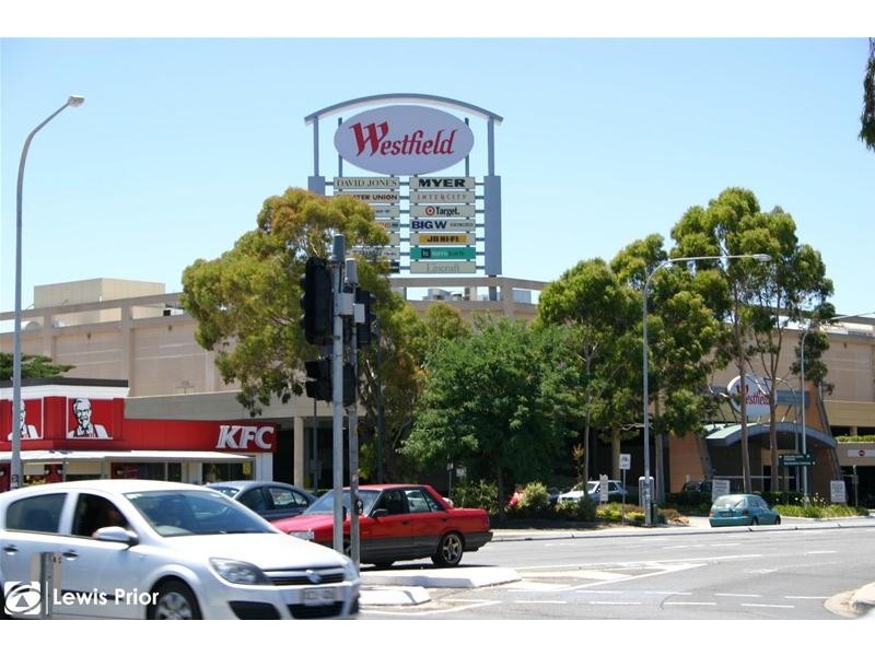 2c Crozier Terrace, Oaklands Park SA 5046