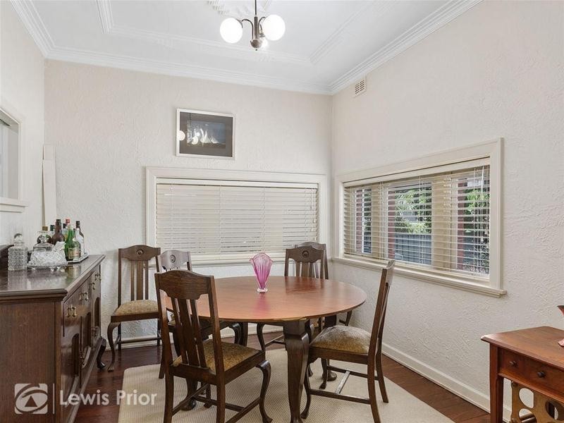 58 The Grove, Lower Mitcham SA 5062