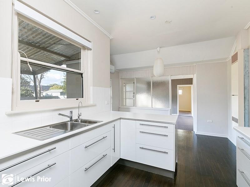 31 Sandery Avenue, Seacombe Gardens SA 5047