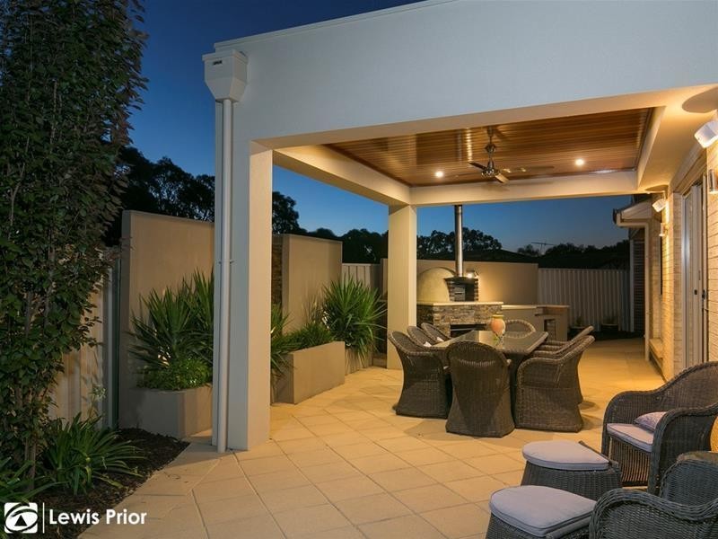 9/8 Cinnamon Way, Aberfoyle Park SA 5159