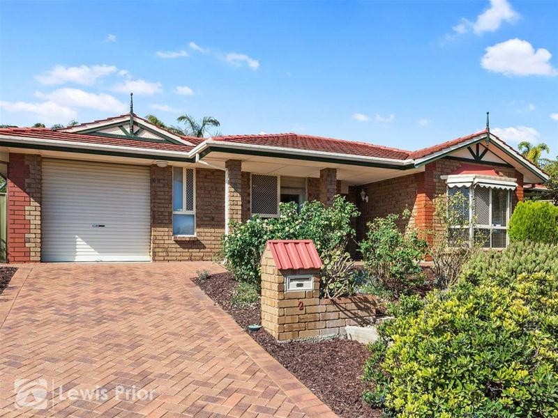 2 Triche Crescent, Hallett Cove SA 5158