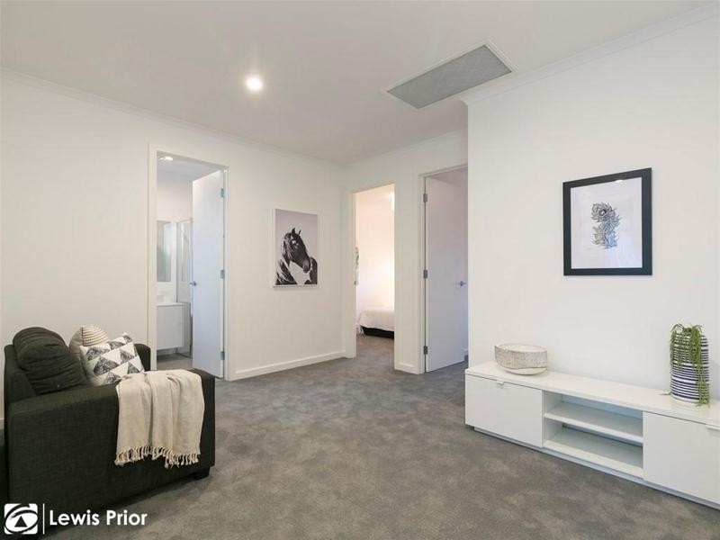 14 Wendover Walk, Glengowrie SA 5044