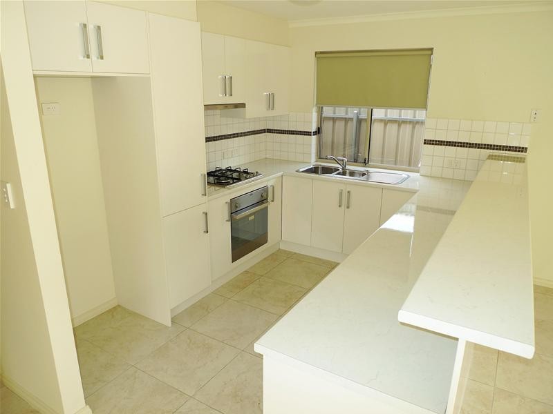 4 Travers Street, Sturt SA 5047