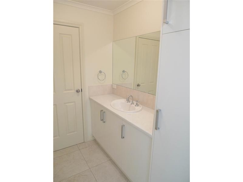 4 Travers Street, Sturt SA 5047