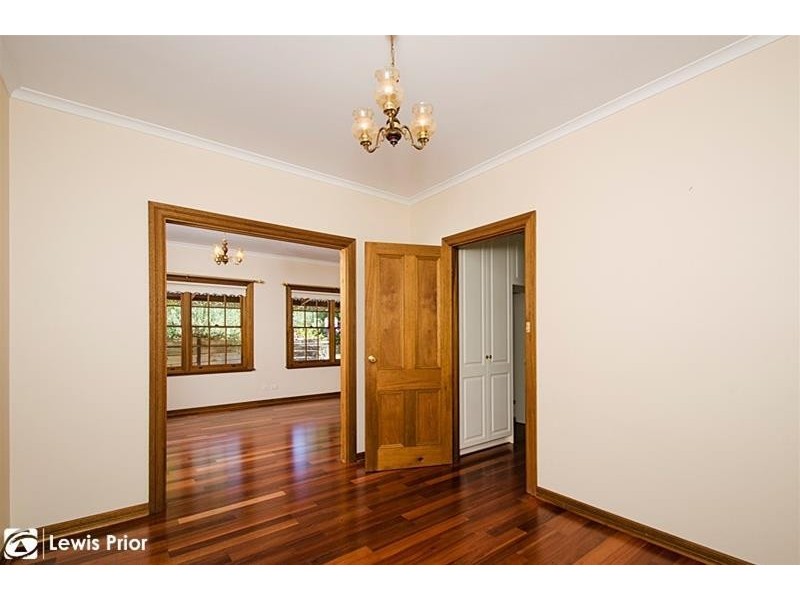 2 Tawny Court, Aberfoyle Park SA 5159