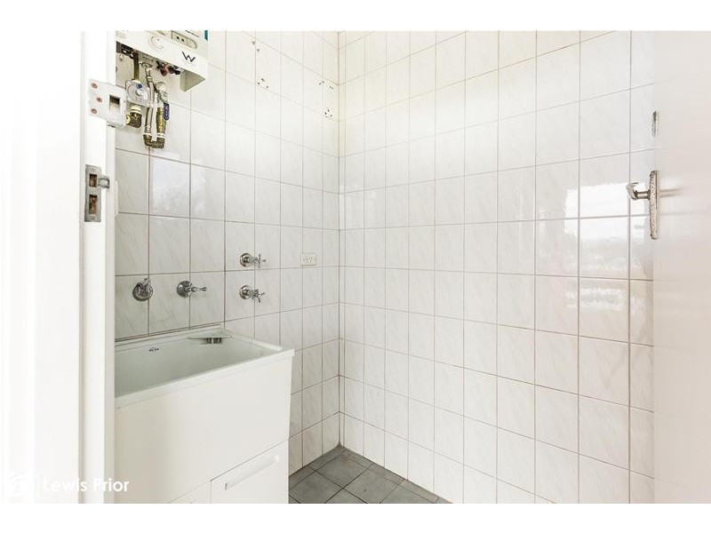 18/11-15 OG  Road, Klemzig SA 5087