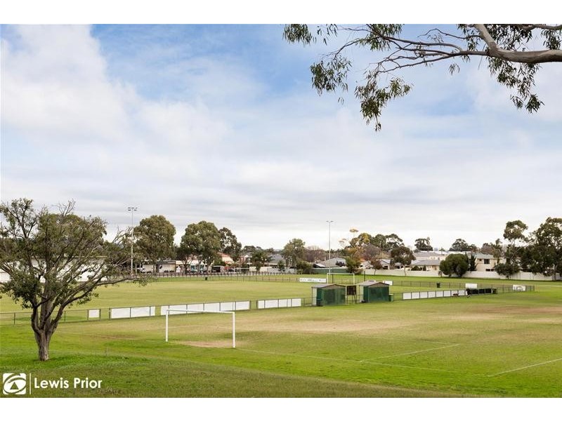 18/11-15 OG  Road, Klemzig SA 5087