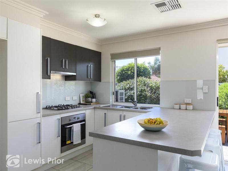 5B Vardon Street, Seacombe Gardens SA 5047