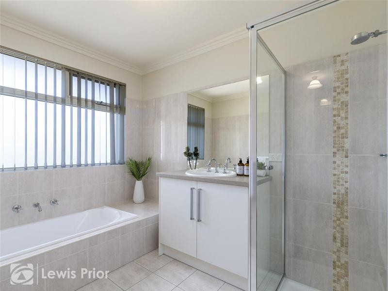 5B Vardon Street, Seacombe Gardens SA 5047