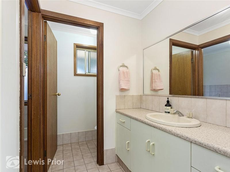 18 Karalee Grove, Reynella SA 5161