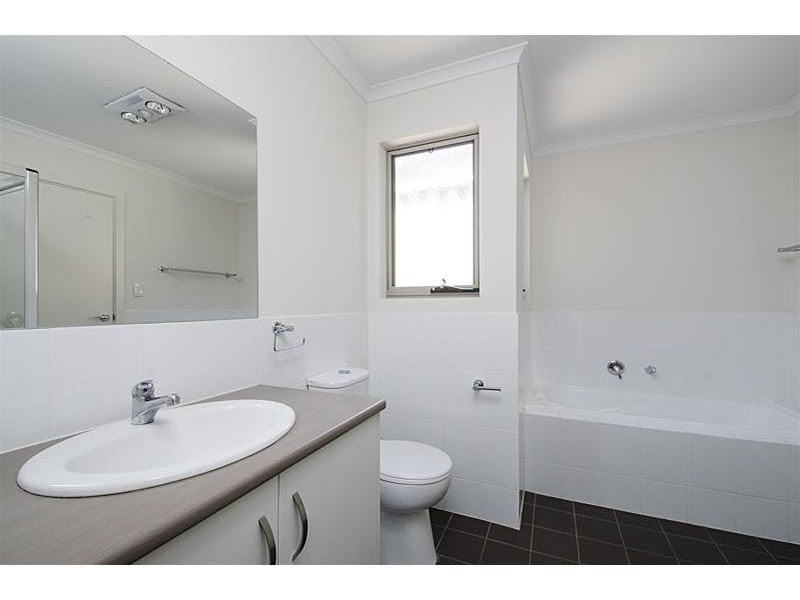 2B Carbnet Place, Seacombe Gardens SA 5047