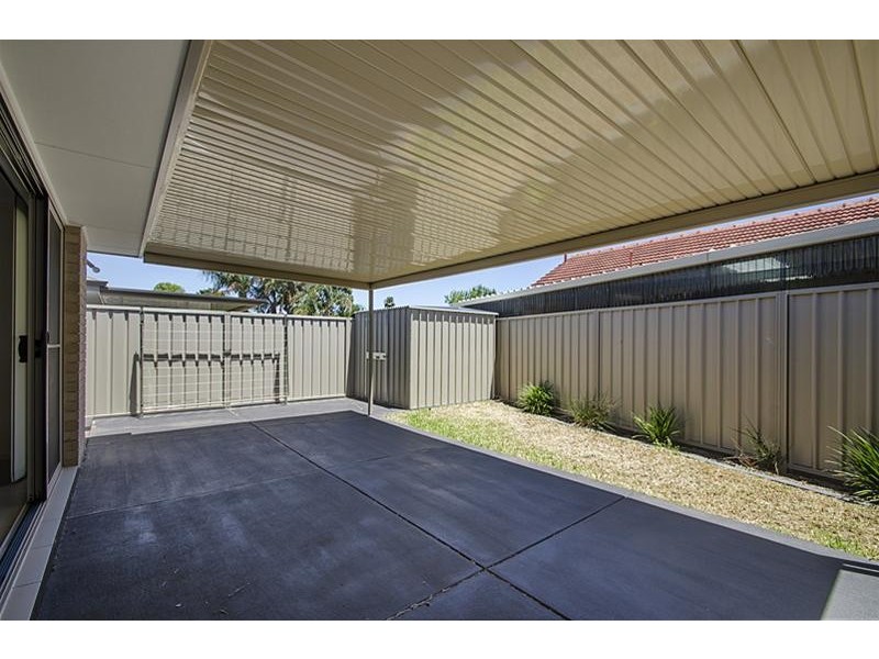 2B Carbnet Place, Seacombe Gardens SA 5047