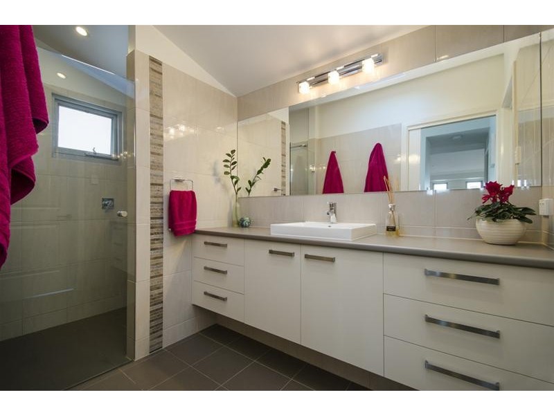 40 Lighthouse Drive, Hallett Cove SA 5158