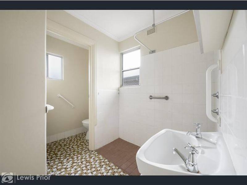 77 Findon Road, Woodville South SA 5011