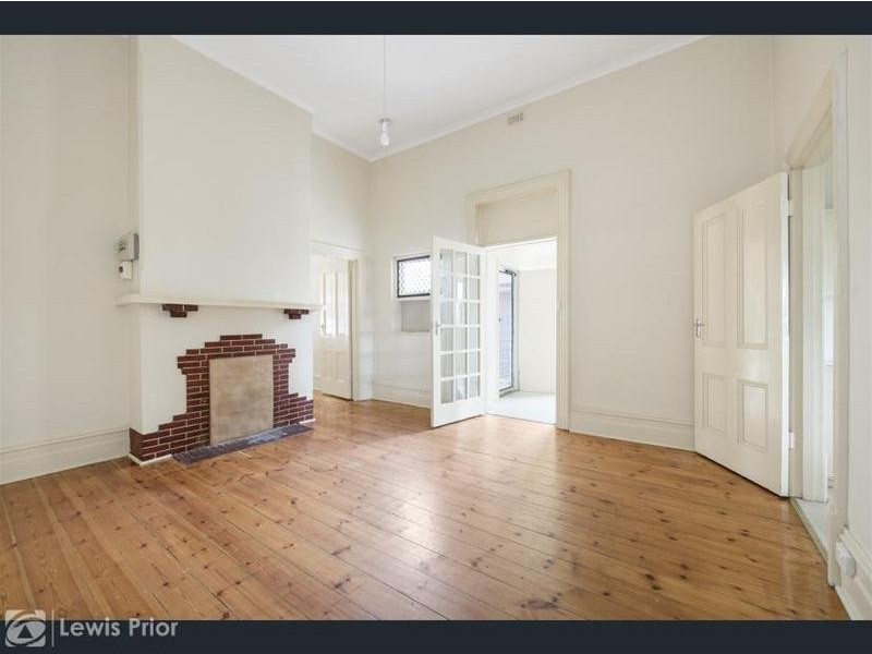 77 Findon Road, Woodville South SA 5011