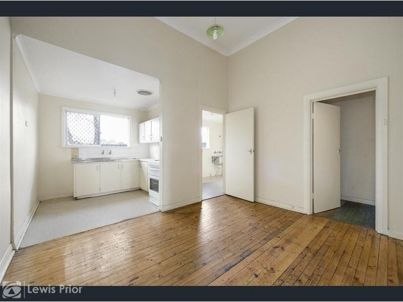 77 Findon Road, Woodville South SA 5011