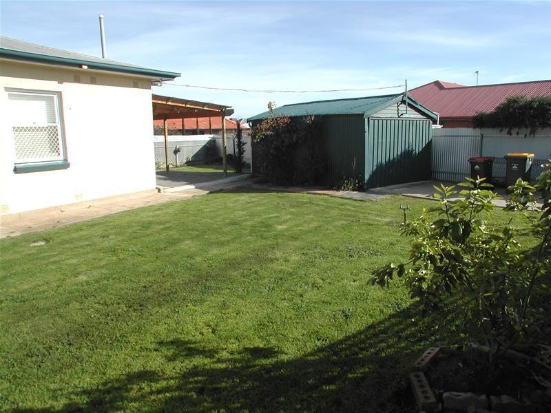 39 Bahloo Avenue, Mitchell Park SA 5043