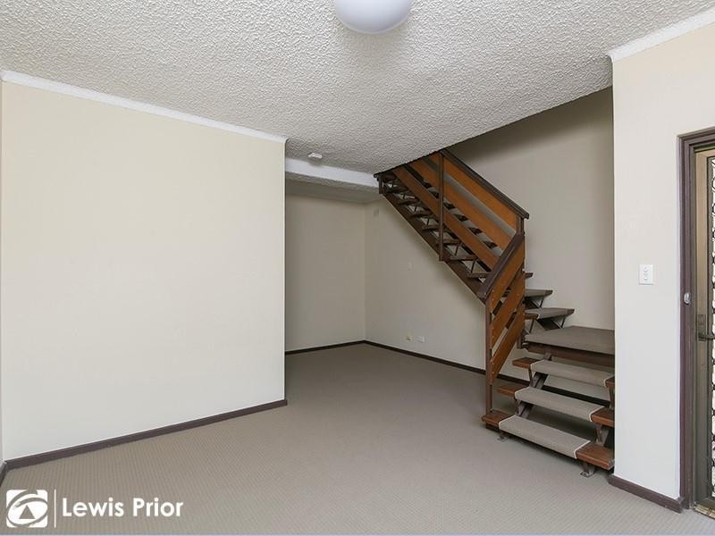 2/12 Kelsey Avenue, Mitchell Park SA 5043