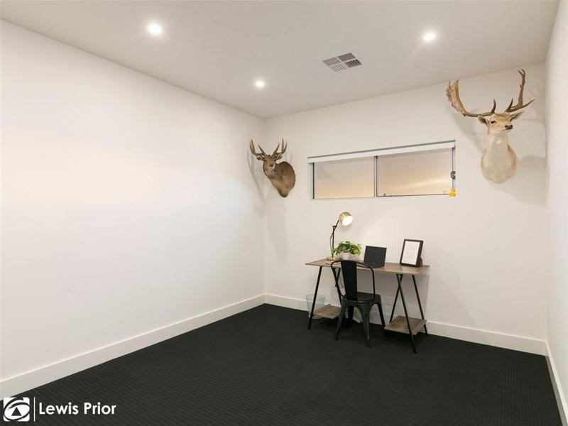 33b Markwick Crescent, Campbelltown SA 5074