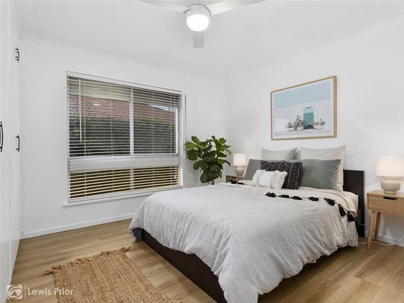 1/4 First Avenue, Warradale SA 5046
