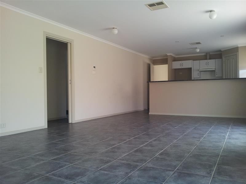 694 Grand Boulevard, Seaford Meadows SA 5169