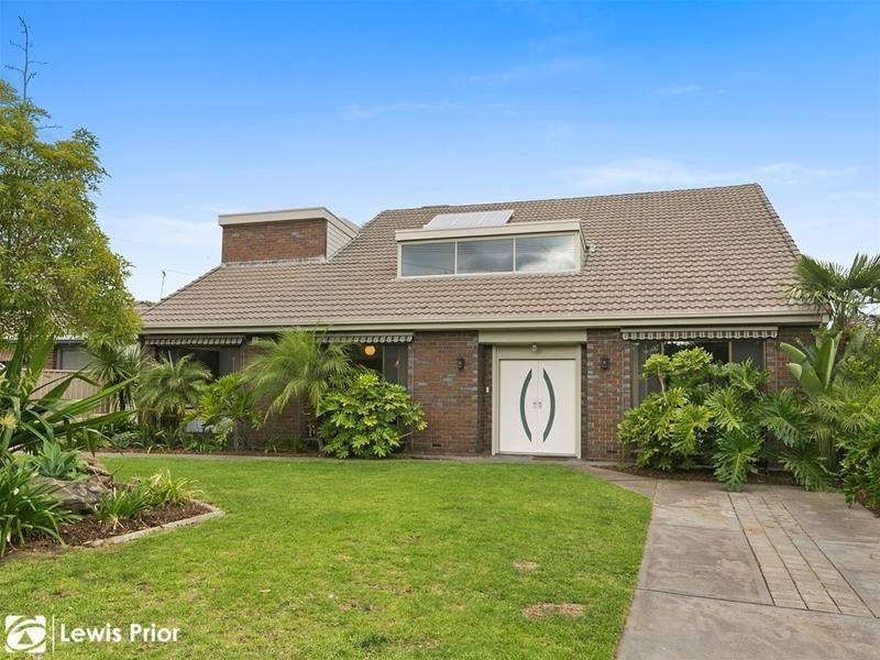 9 Abiona Street, Flagstaff Hill SA 5159