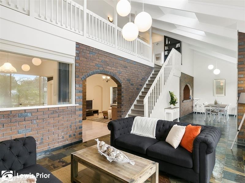 9 Abiona Street, Flagstaff Hill SA 5159