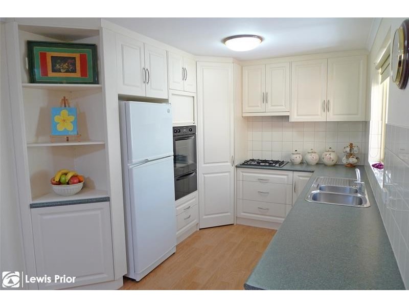 21 Osmanli Drive, Hallett Cove SA 5158