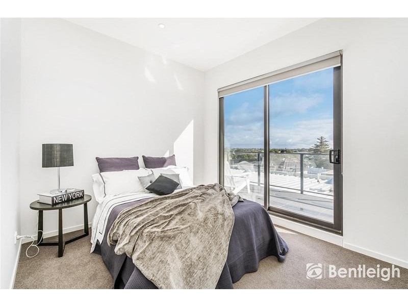 301/24 Becket Avenue, Bentleigh East VIC 3165