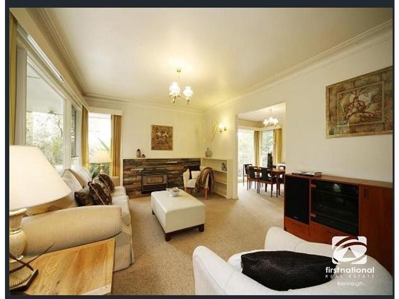 16 Thomasina Street, Bentleigh East VIC 3165