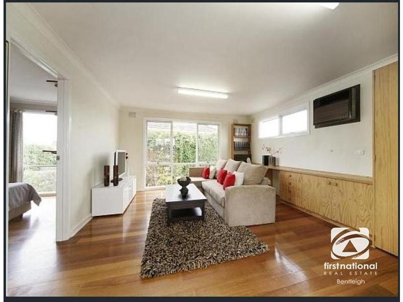 16  Thomasina Street, Bentleigh East VIC 3165