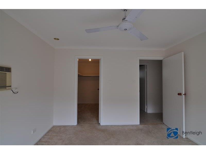 2/5 Dega Avenue, Bentleigh East VIC 3165