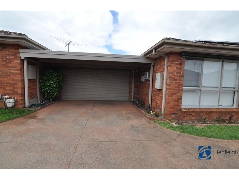 2/5 Dega Avenue, Bentleigh East VIC 3165