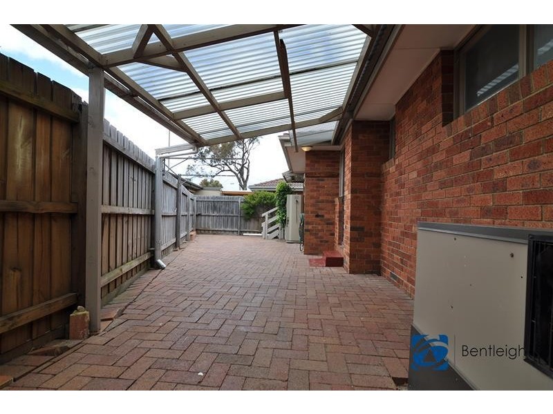 2/5 Dega Avenue, Bentleigh East VIC 3165