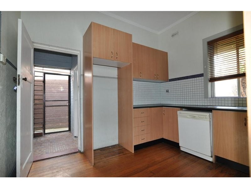 184  McKinnon Road, Mckinnon VIC 3204