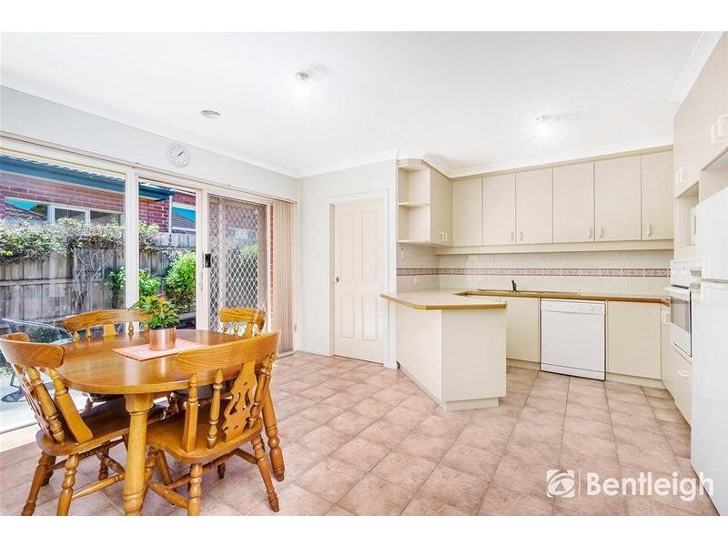 2/45 Brett Street, Murrumbeena VIC 3163