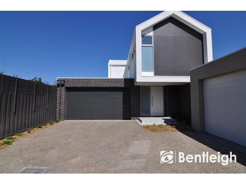 2/33 Browns Road, Bentleigh East VIC 3165