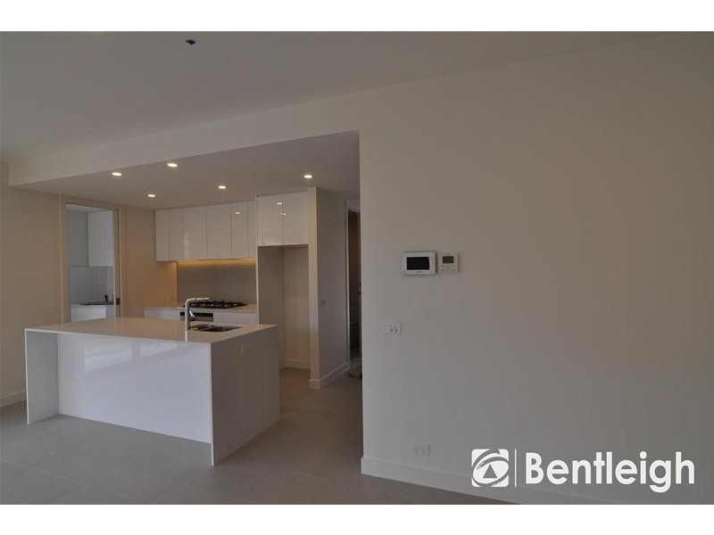 2/33 Browns Road, Bentleigh East VIC 3165