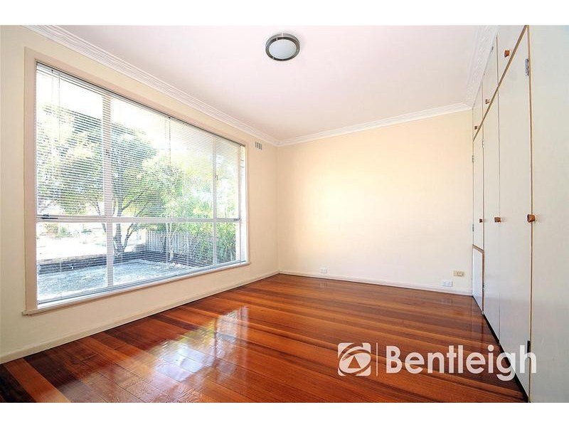 14 Bristol Street, Bentleigh East VIC 3165