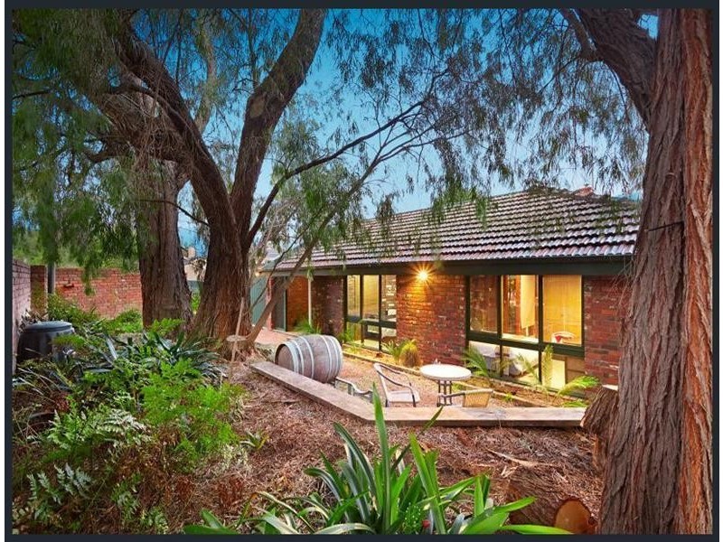 28 First Street, Black Rock VIC 3193