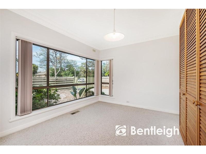 29 Friendship Square, Cheltenham VIC 3192