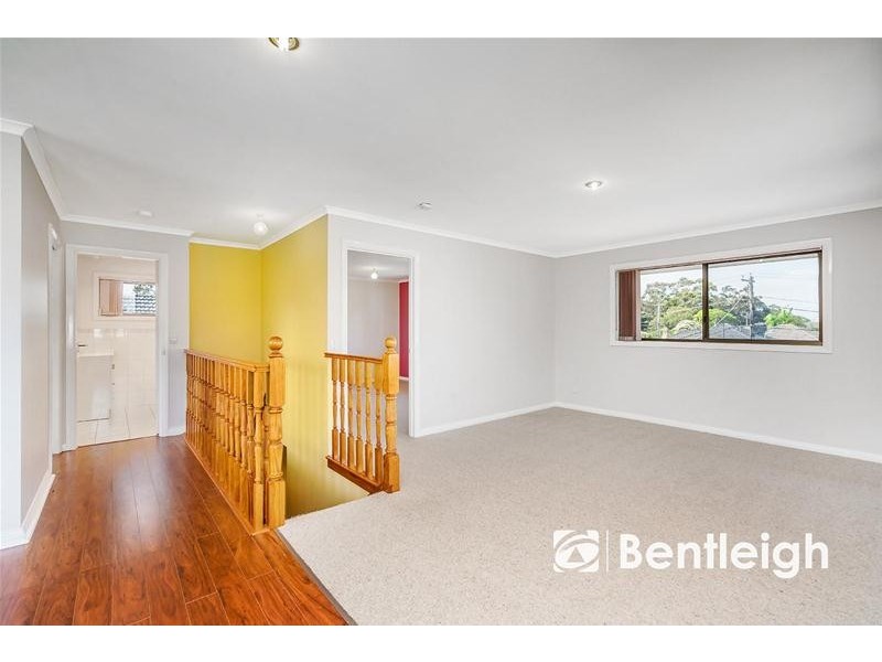 29 Friendship Square, Cheltenham VIC 3192