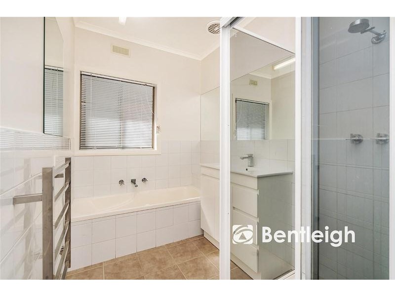 29 Friendship Square, Cheltenham VIC 3192