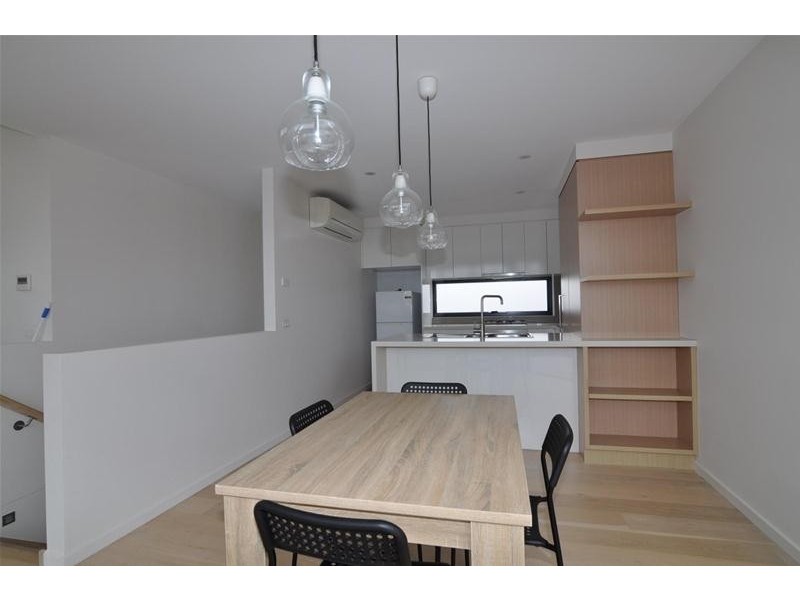 8 Le Souef Lane, Chelsea VIC 3196